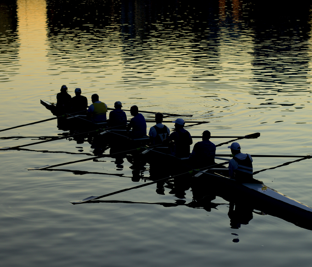 Team of Rowers